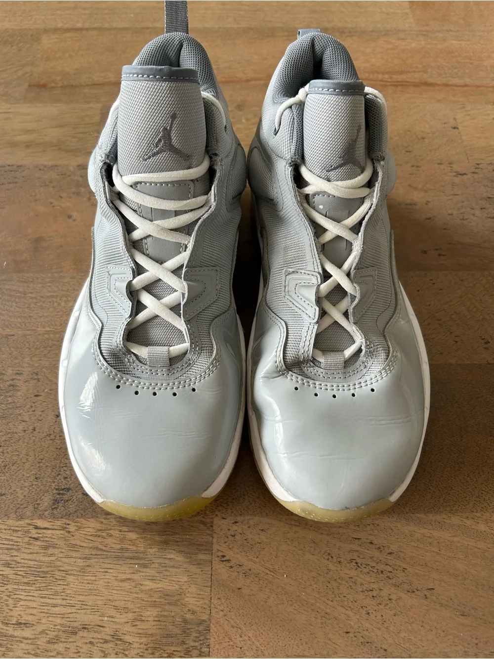 Jordan Youth Sneakers Size 5.5Y - Picture 2 of 7